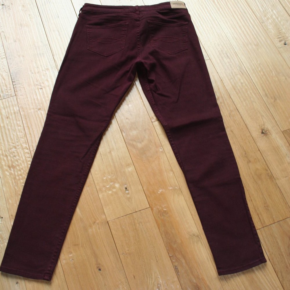 Abercrombie & Fitch Jean 10 Regular  (NWOT)